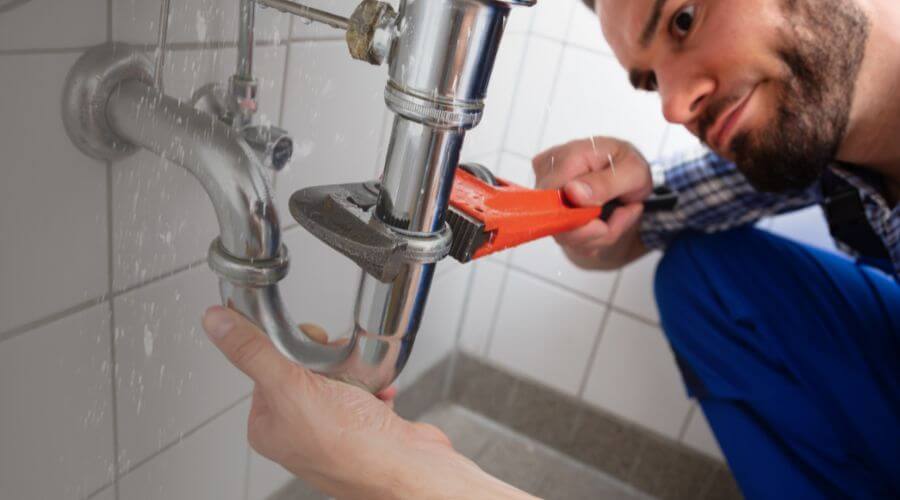 Expert burst pipe repair services in Archer, NE